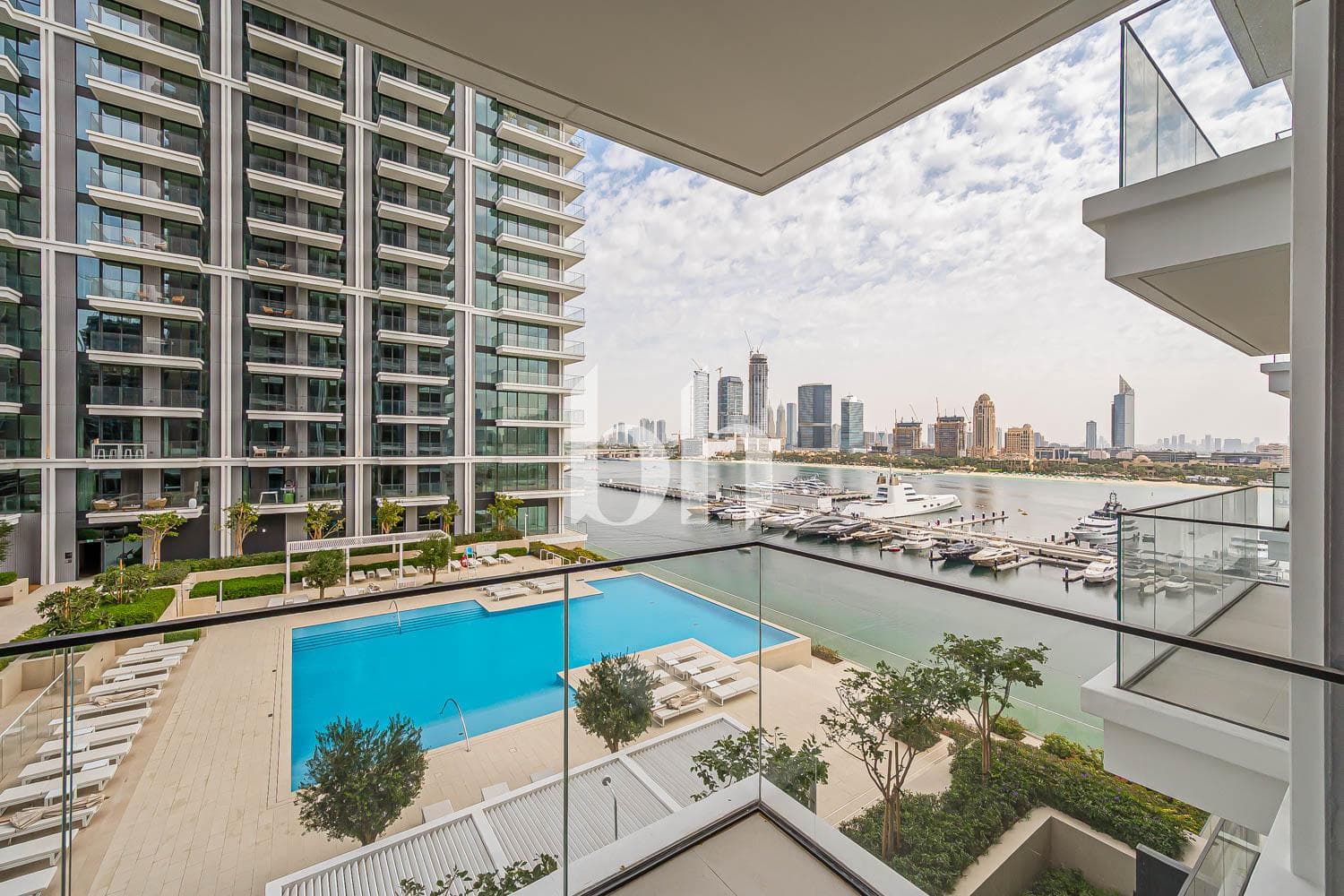2 Bedroom Apartment in Beach Mansion Tower 1