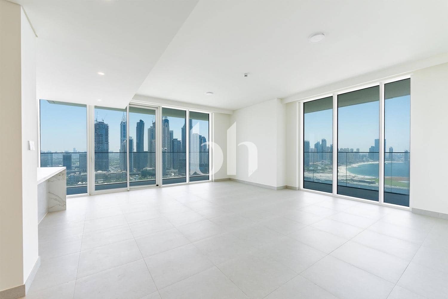 4 Bedroom Apartment in Beach Mansion Tower 1 - photo 1