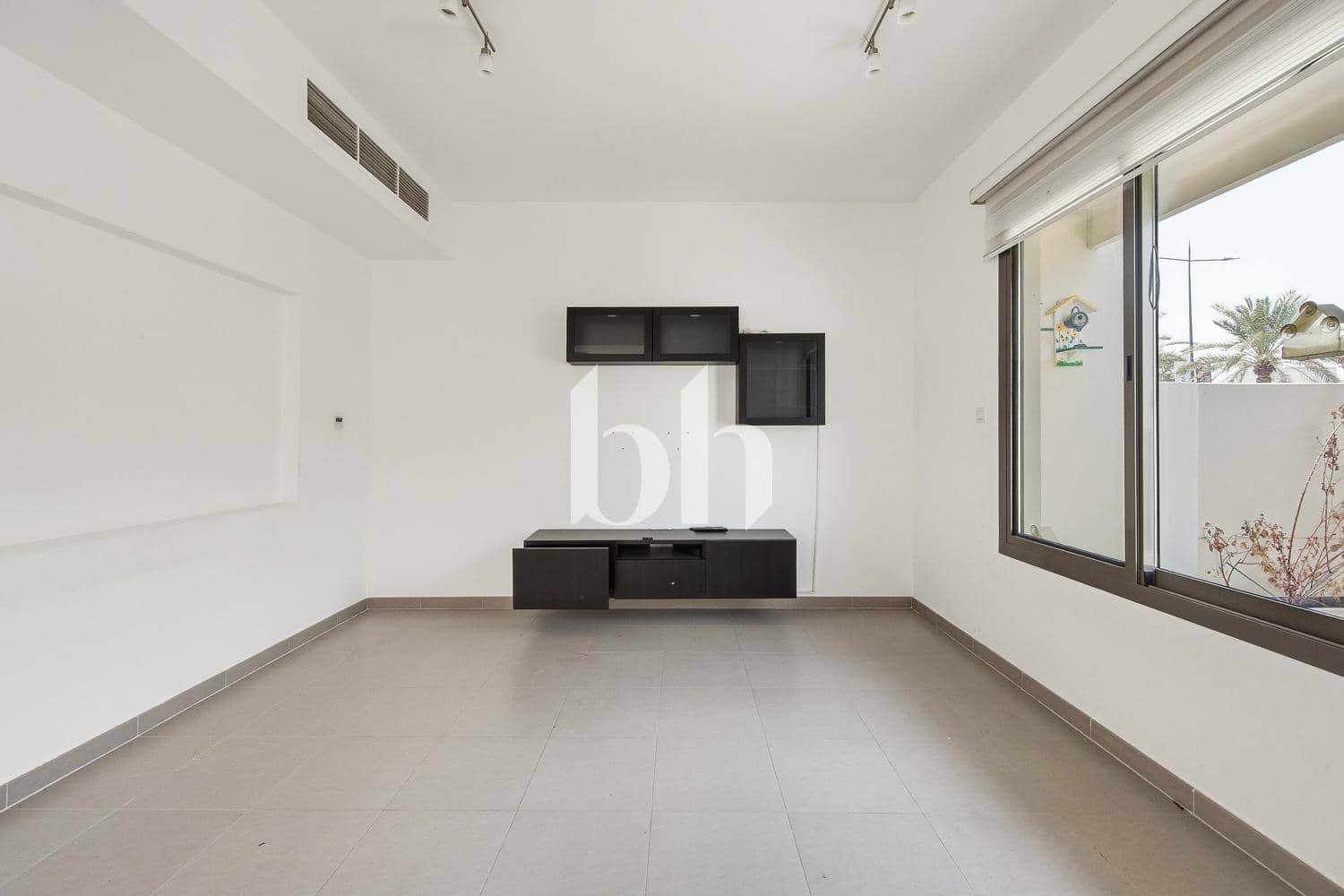 3 Bedroom Townhouse in Safi Townhouses - photo 1
