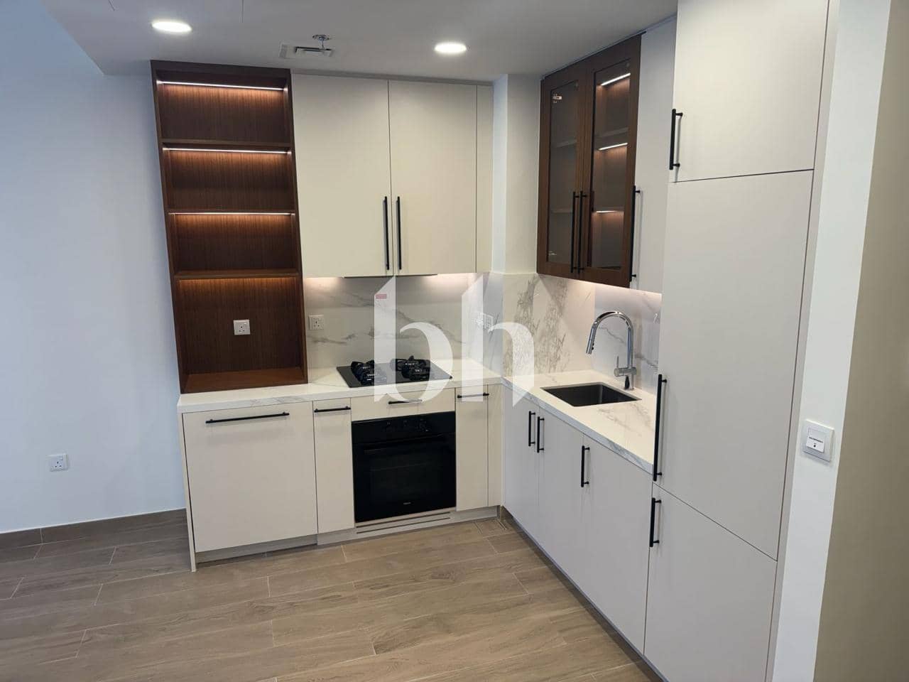 1 Bedroom Apartment in The Hamilton - photo 2