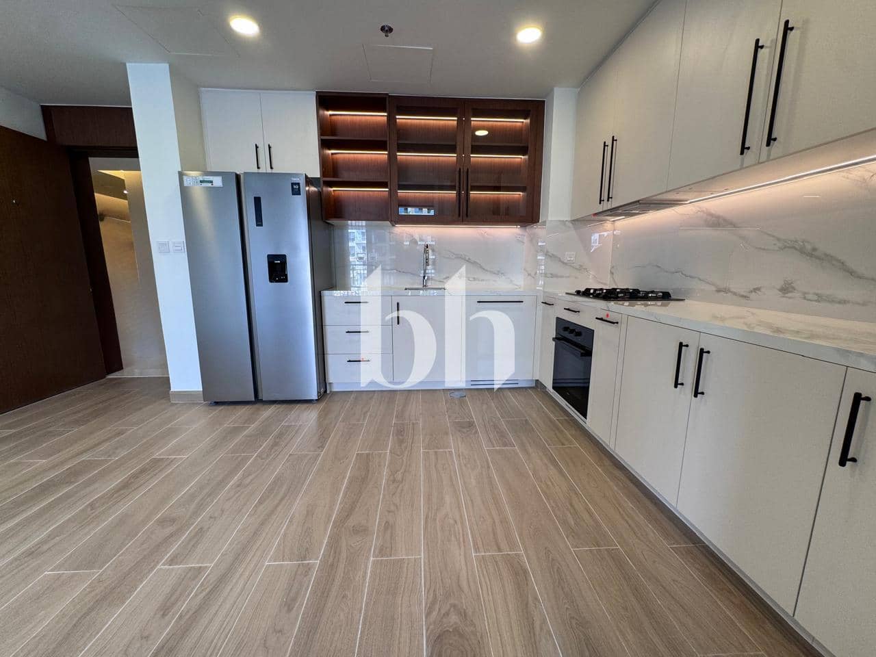 2 Bedroom Apartment in Holland Gardens - photo 1