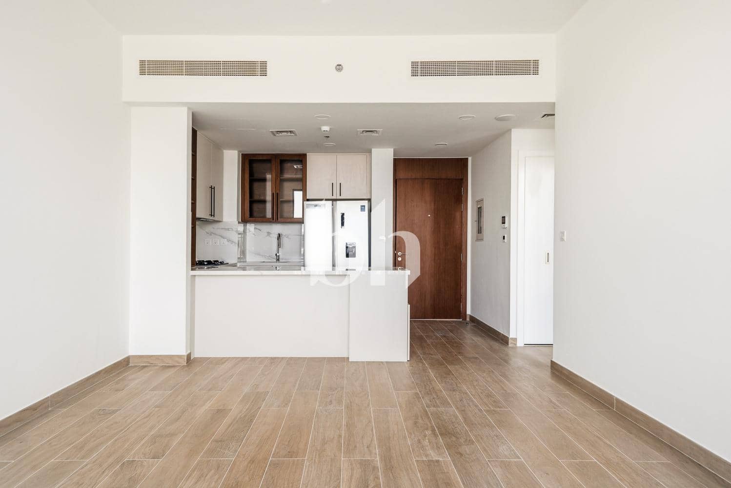 2 Bedroom Apartment in Holland Gardens - photo 2