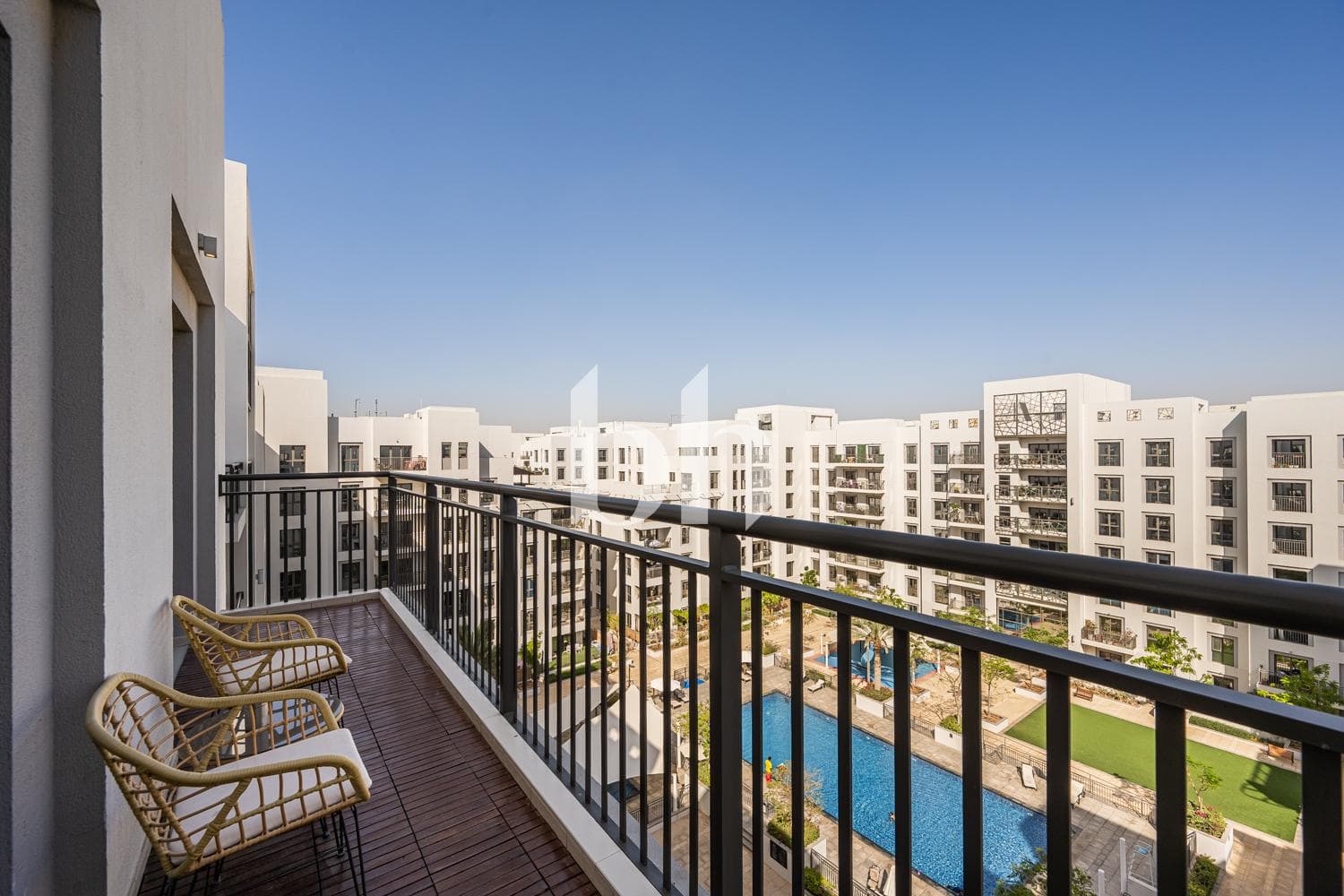 3 Bedroom Apartment in Zahra Apartments 2B - photo 2