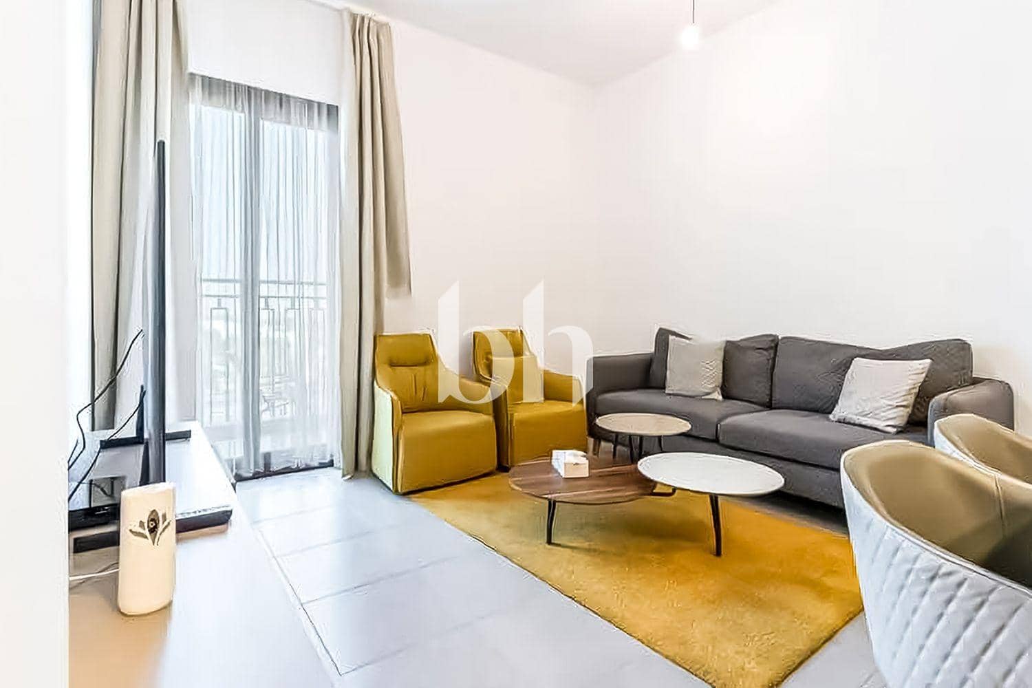 2 Bedroom Apartment in Zahra Breeze Apartments 4A - photo 1