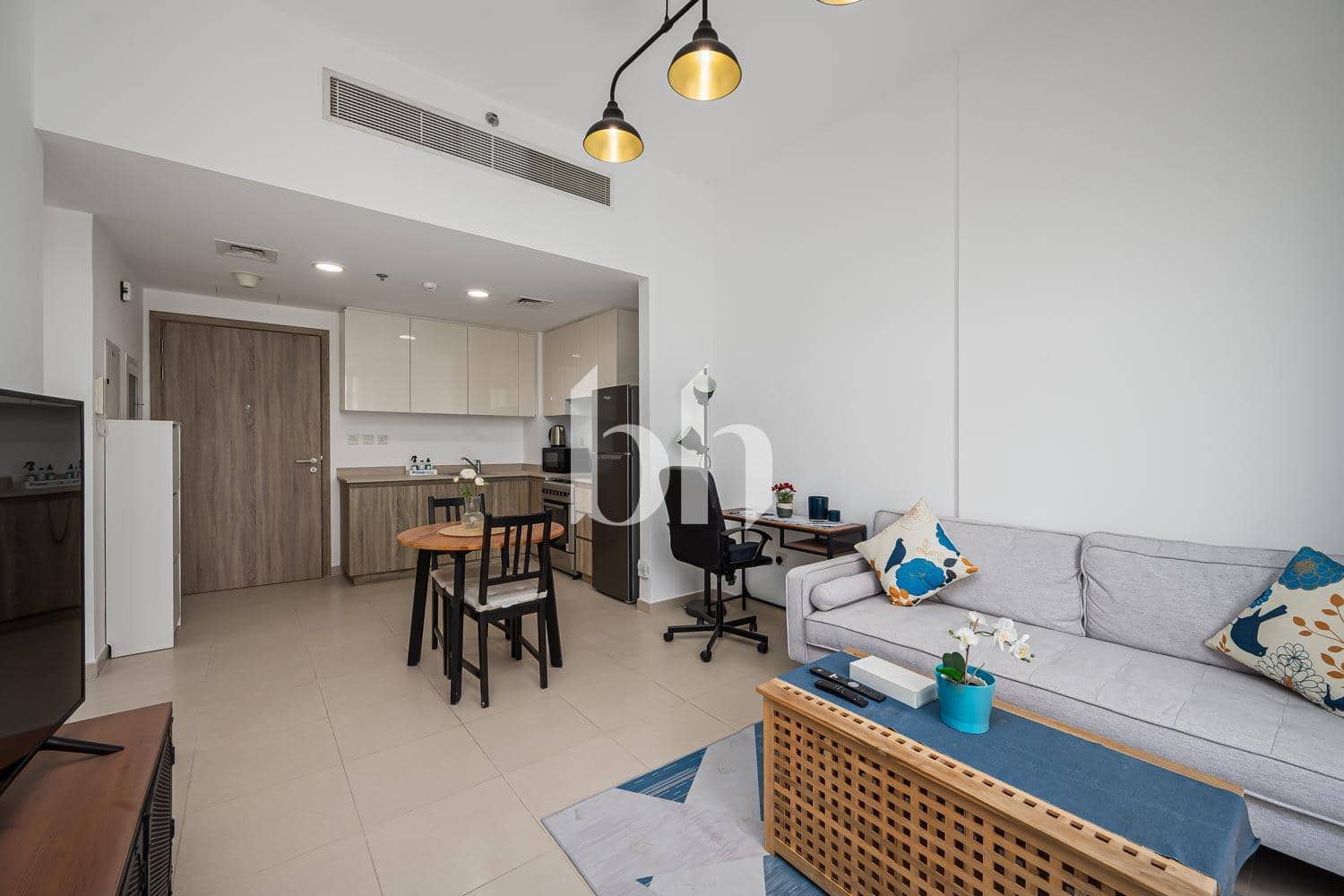 1 Bedroom Apartment in UNA Apartments - photo 1