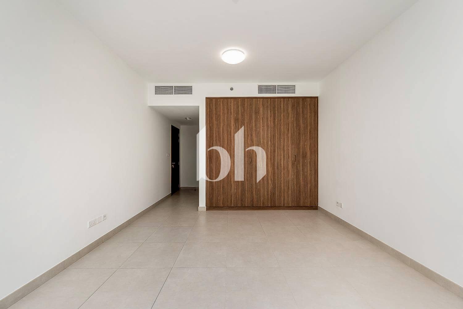 Studio Apartment in DXB Tower