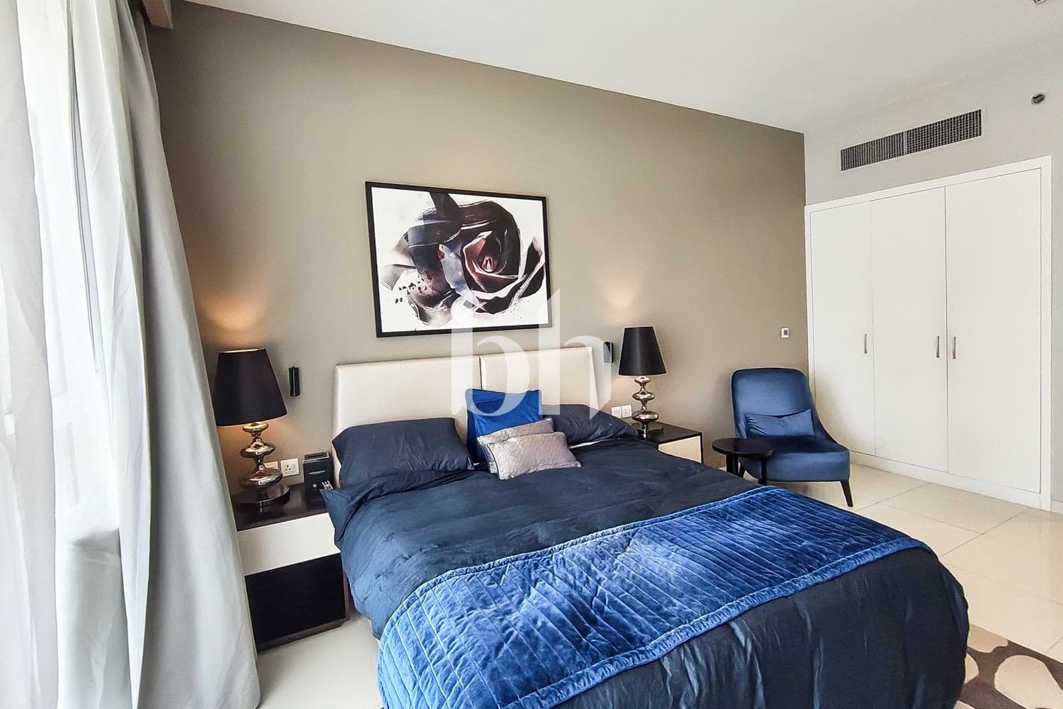 Studio Apartment in Artesia C - photo 1