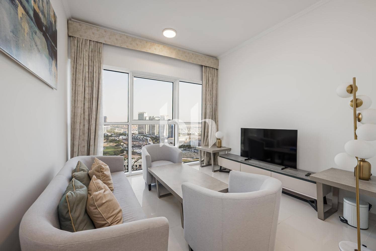 1 Bedroom Apartment in Carson B - photo 2