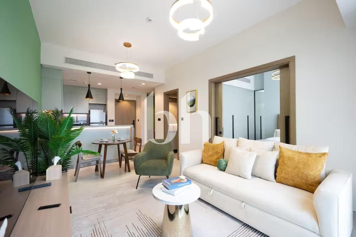 1 Bedroom Apartment in Golf Gate - photo 2