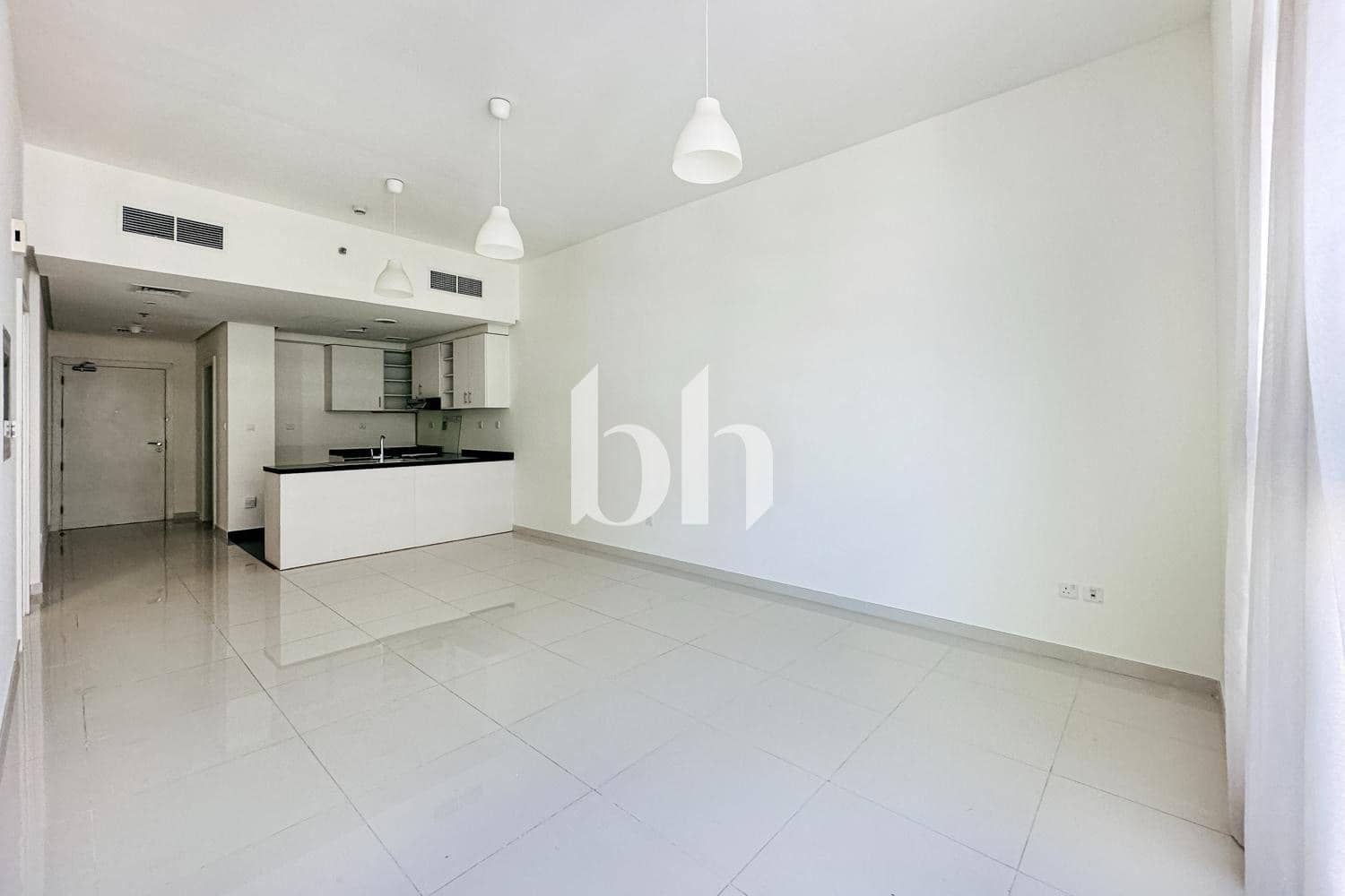 1 Bedroom Apartment in Golf Promenade 3A