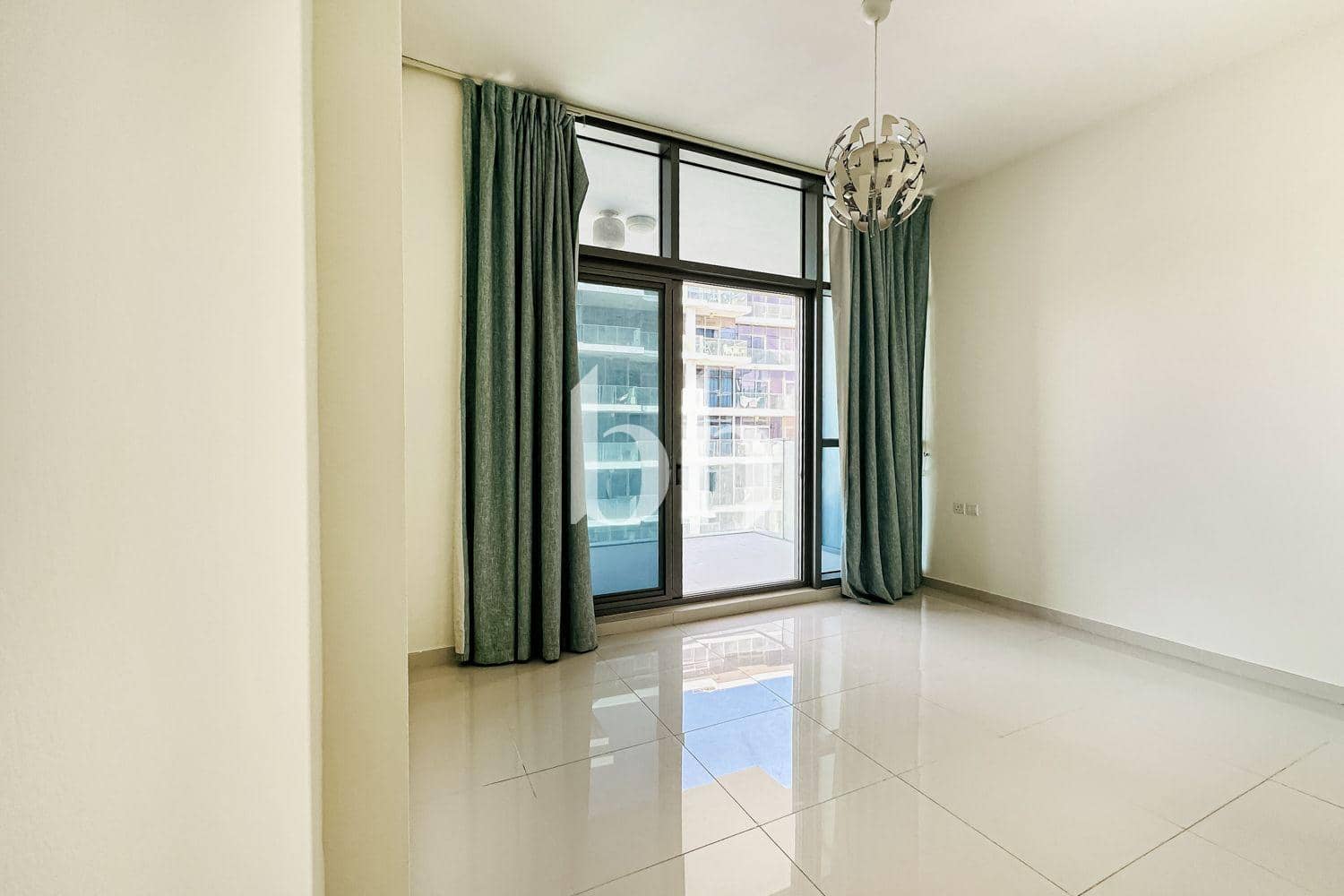 1 Bedroom Apartment in Golf Promenade 3A - photo 2