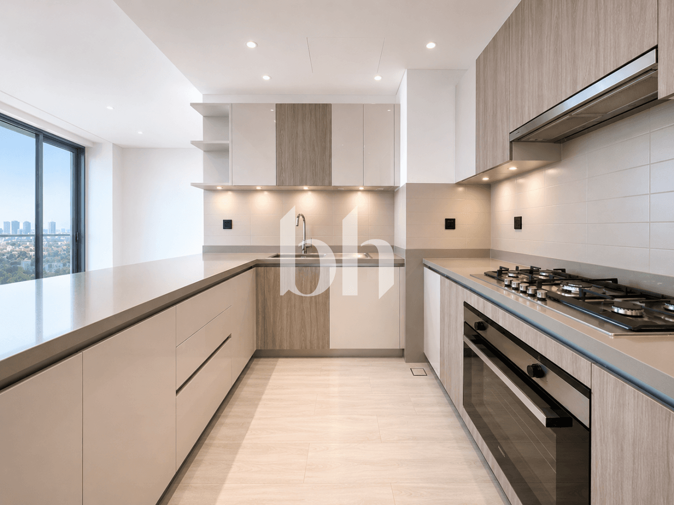 3 Bedroom Apartment in Crest Grande - photo 1