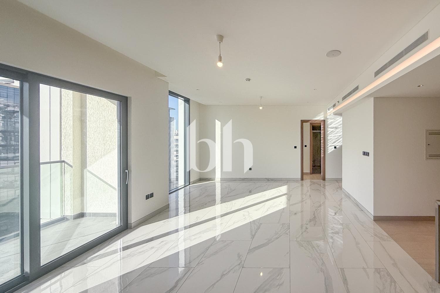 2 Bedroom Apartment in Crest Grande - photo 2