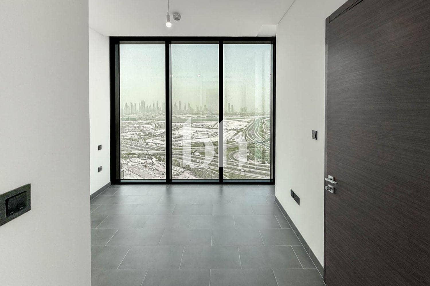 1 Bedroom Apartment in The Crest Tower B - photo 2