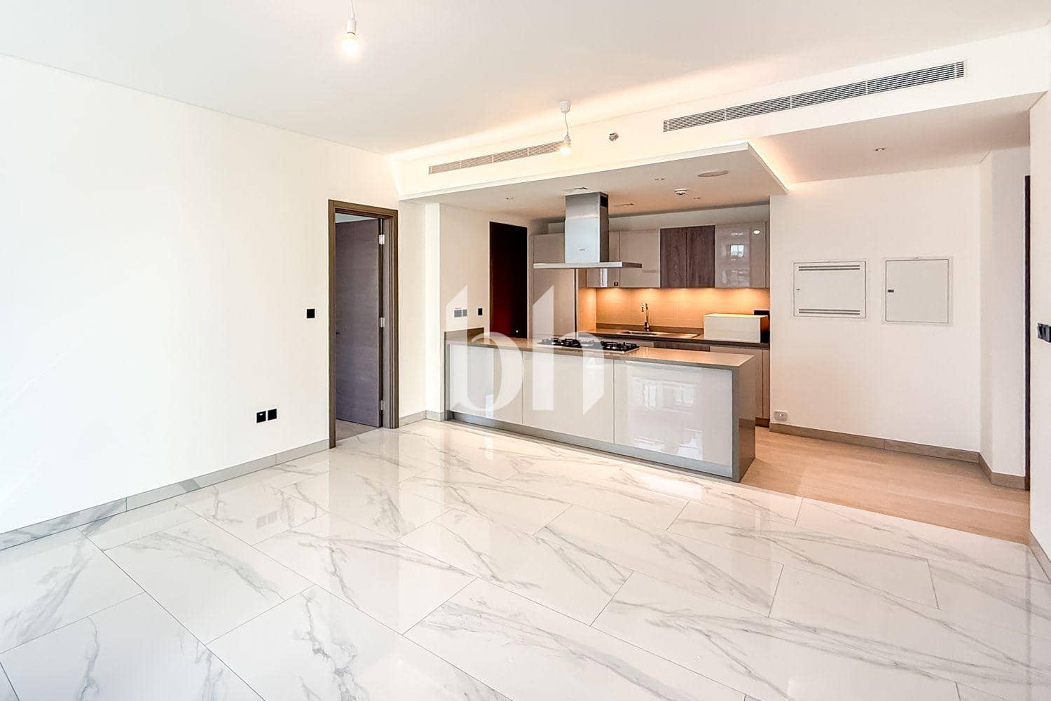 2 Bedroom Apartment in Crest Grande