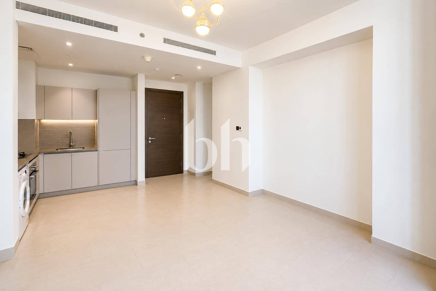 2 Bedroom Apartment in Sobha Creek Vistas Tower B - photo 2