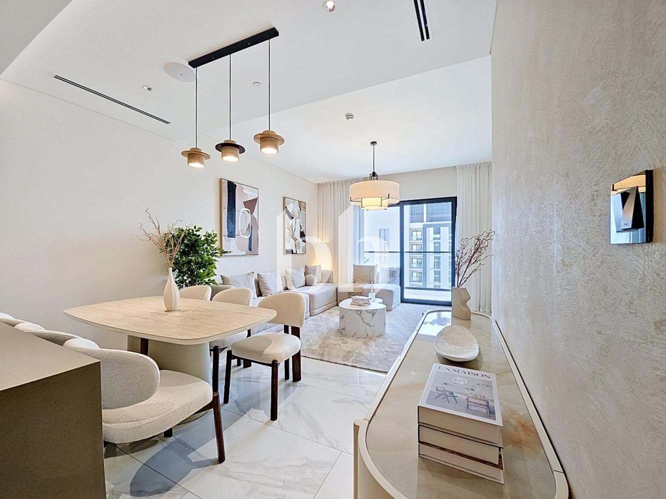 1 Bedroom Apartment in Crest Grande - photo 2
