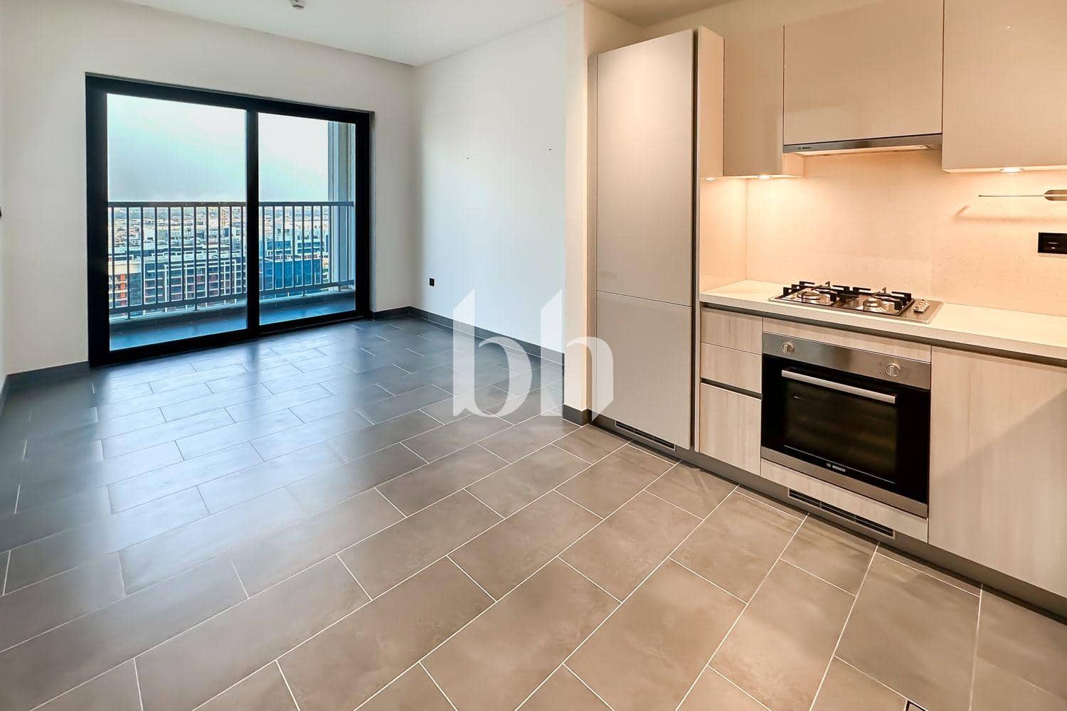 1 Bedroom Apartment in The Crest Tower B
