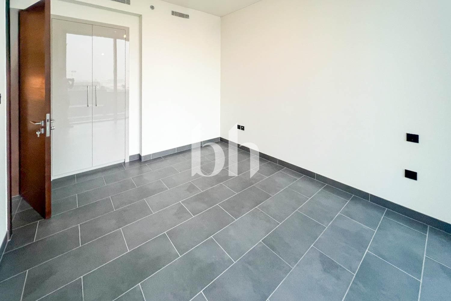 2 Bedroom Apartment in The Crest Tower B - photo 2