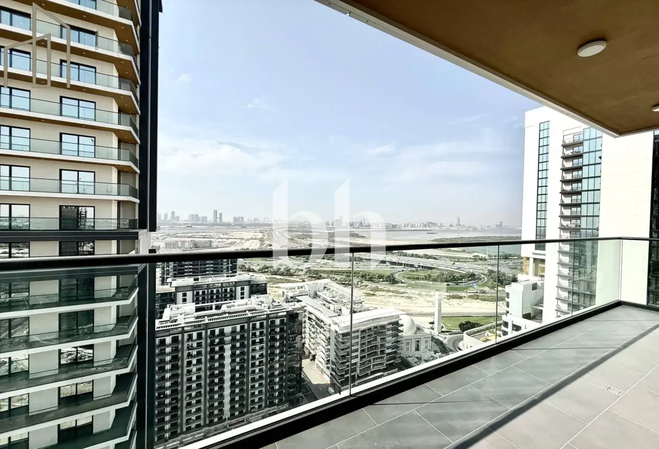 3 Bedroom Apartment in Crest Grande