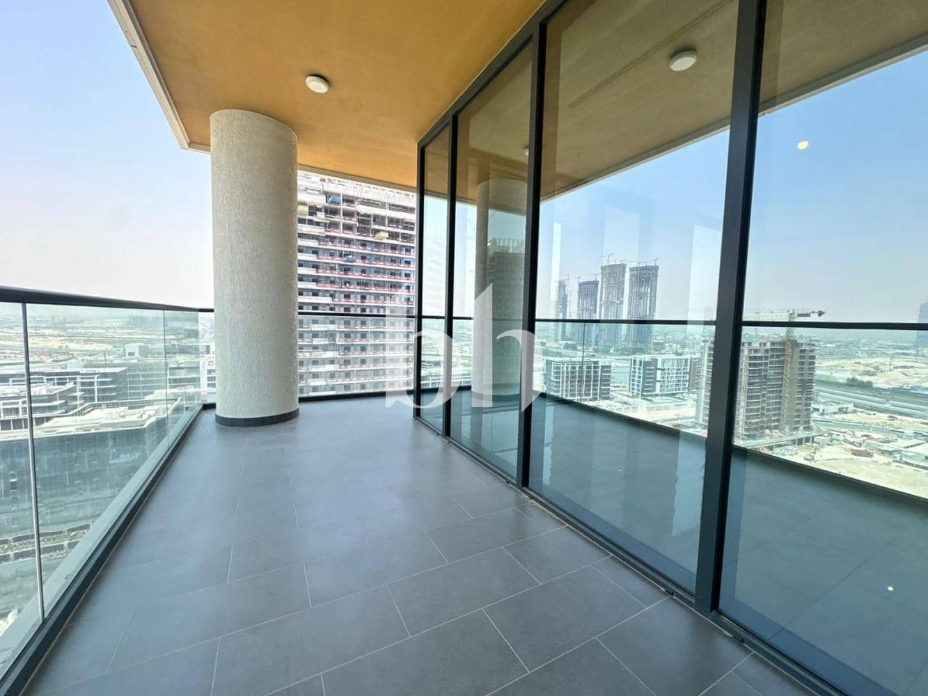 4 Bedroom Apartment in Crest Grande - photo 1