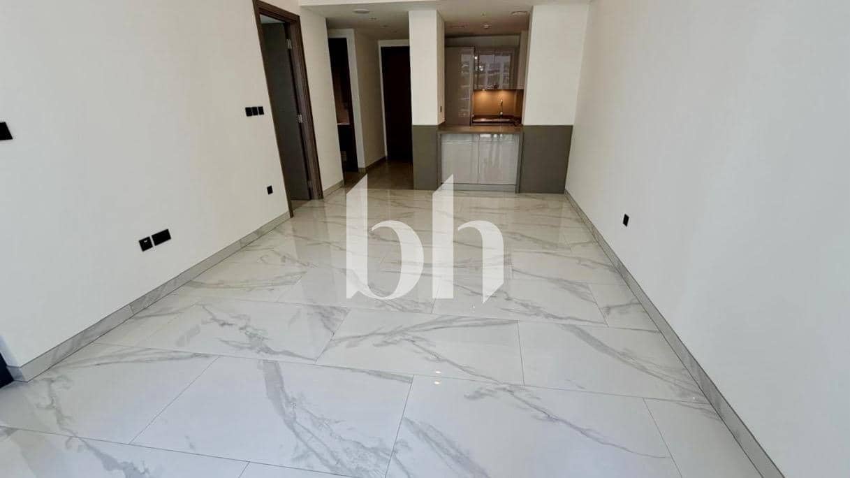 1 Bedroom Apartment in Crest Grande - photo 2
