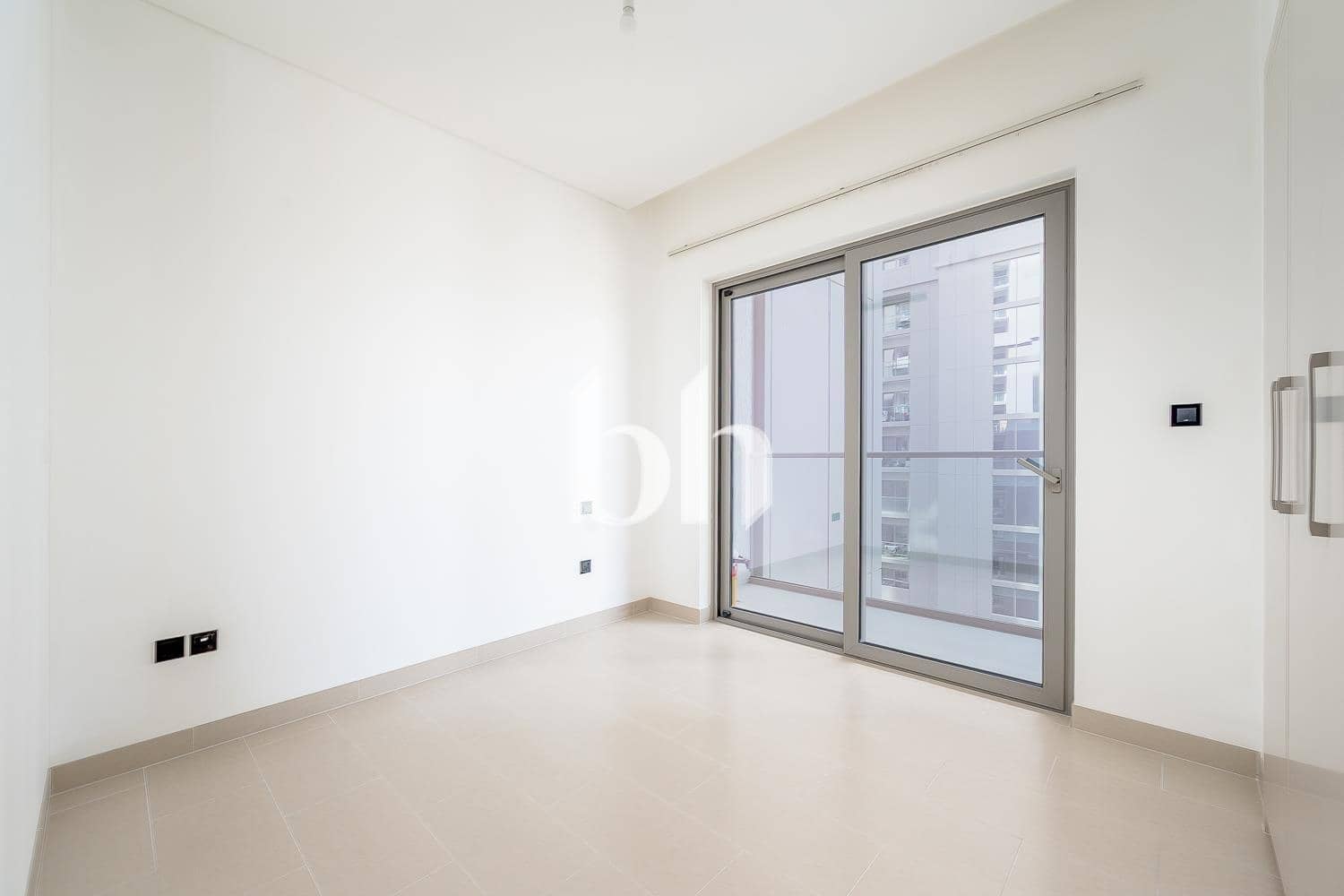 1 Bedroom Apartment in Sobha Creek Vistas Tower B - photo 2
