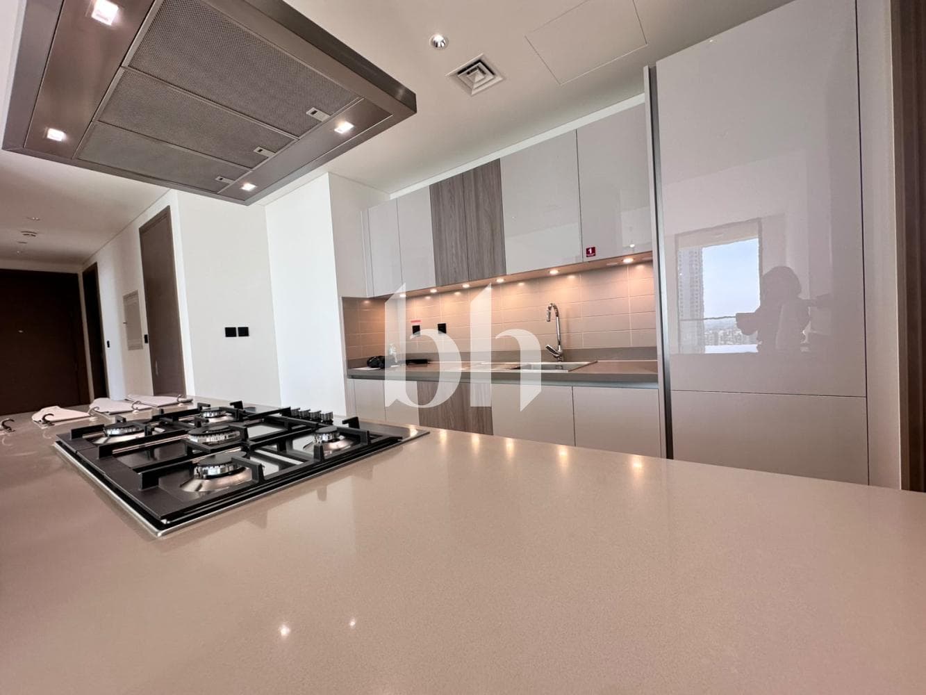 3 Bedroom Apartment in Crest Grande - photo 1