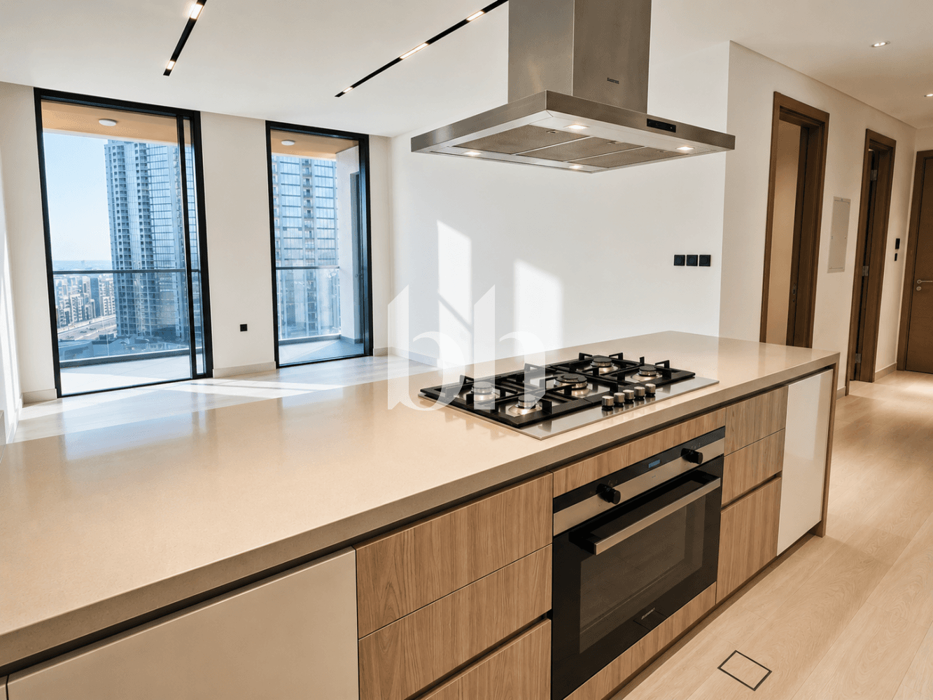 3 Bedroom Apartment in Crest Grande - photo 1