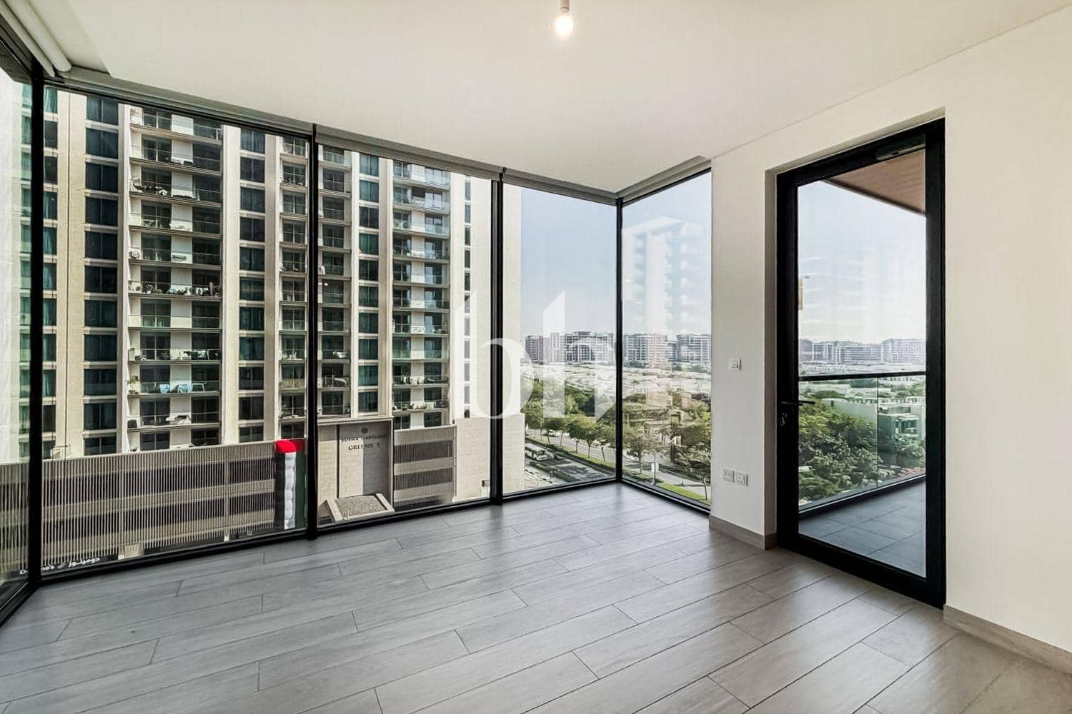2 Bedroom Apartment in One Park Avenue - photo 1