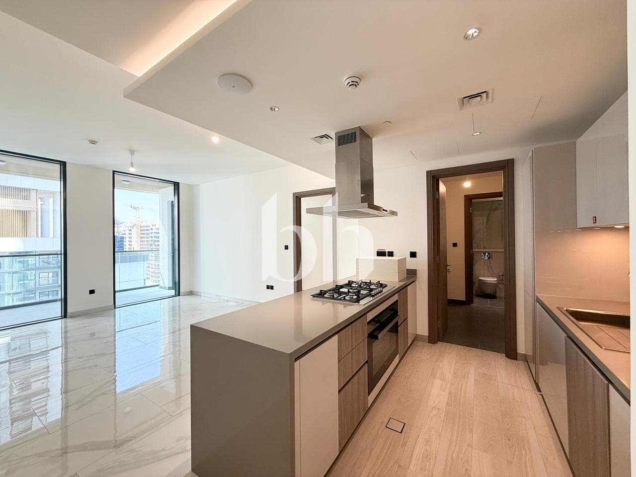 2 Bedroom Apartment in Crest Grande