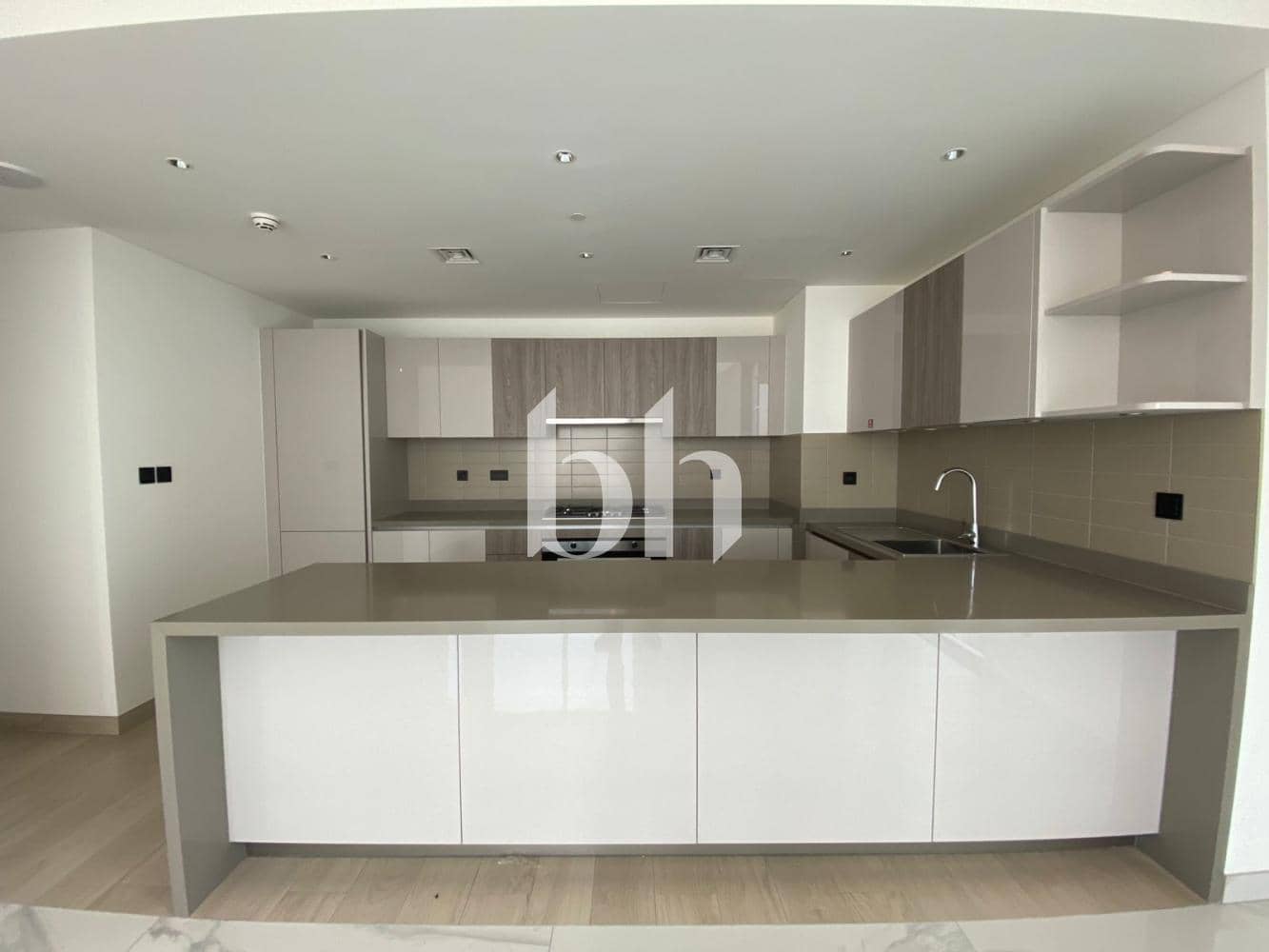 3 Bedroom Apartment in Crest Grande