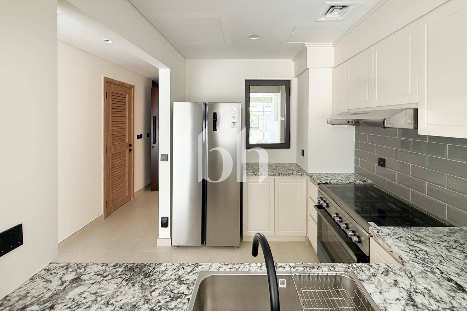 3 Bedroom Townhouse in Costa Brava 2 - photo 2