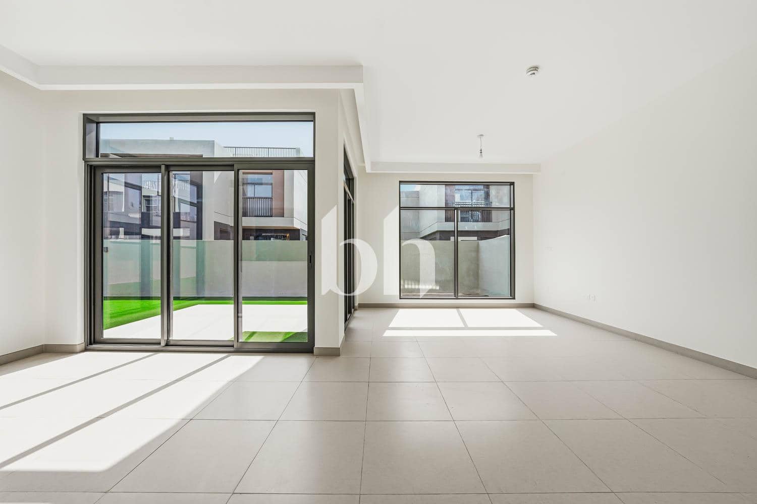 4 Bedroom Townhouse in The Pulse Beachfront 2 - photo 1