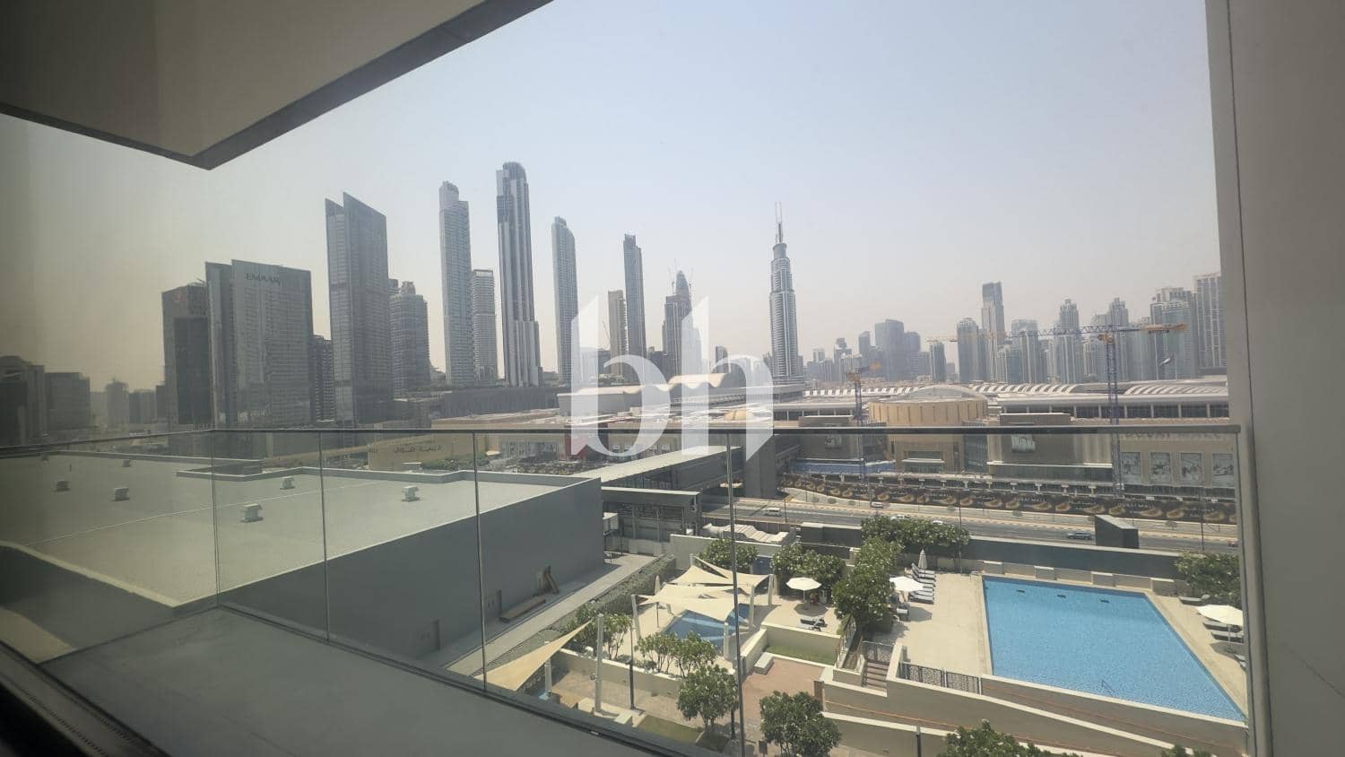 3 Bedroom Apartment in Downtown Views - photo 1