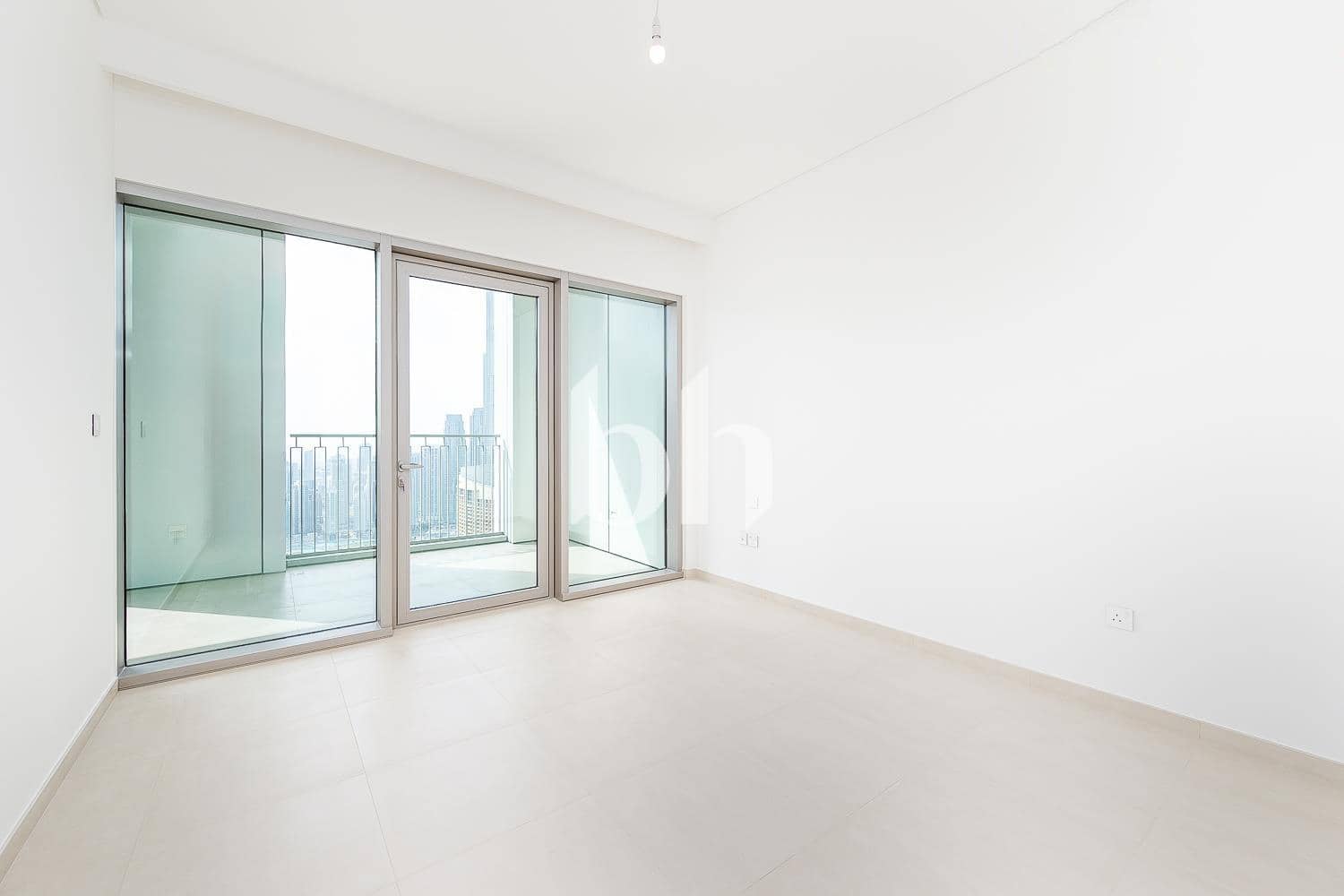 2 Bedroom Apartment in Downtown Views II Tower 2 - photo 2