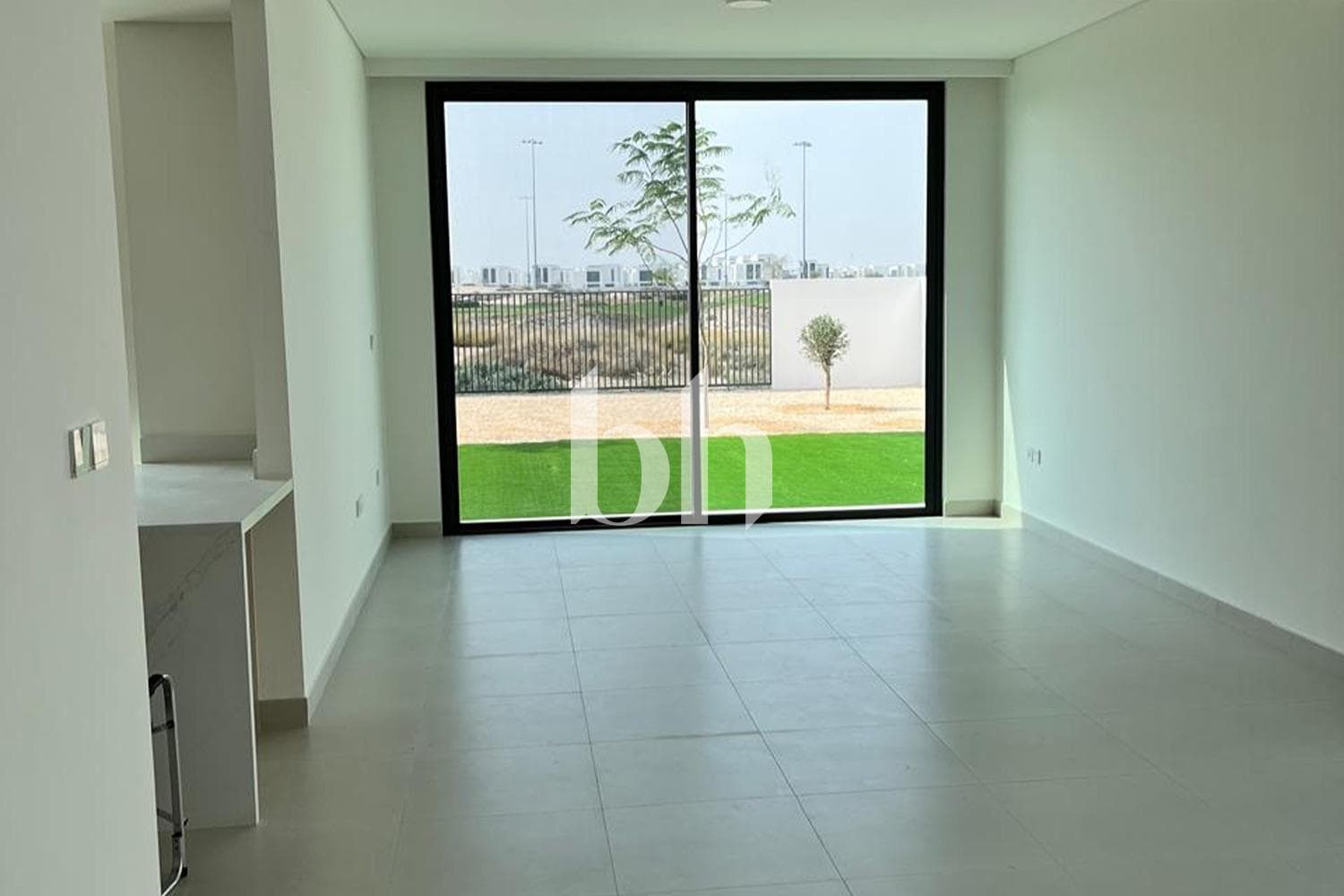 4 Bedrooms Villa in Fairway Villas - photo 2