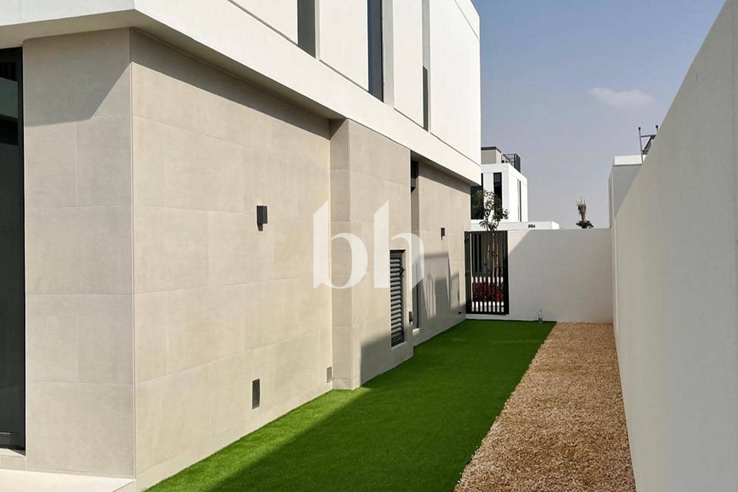 4 Bedroom Villa in Fairway Villas - photo 1