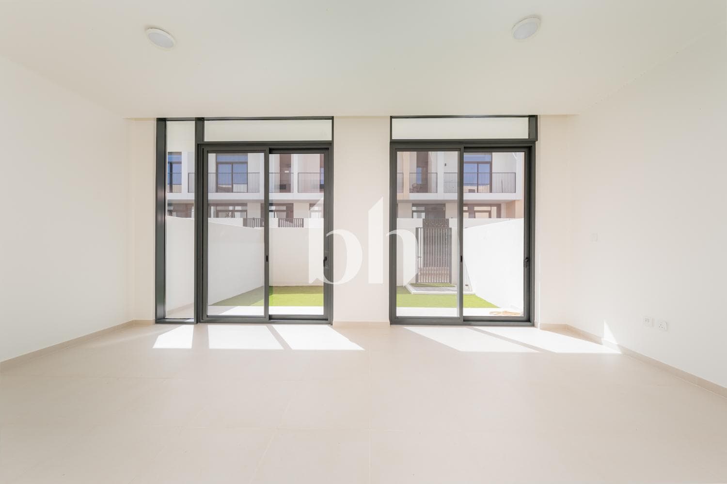 3 Bedroom Townhouse in Greenview 3 - photo 2