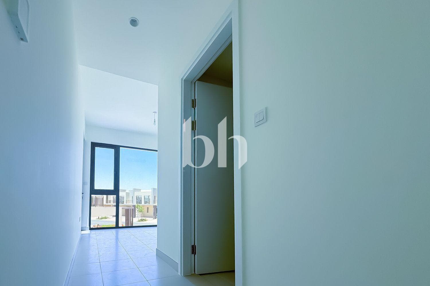 3 Bedroom Townhouse in Parkside 1 - photo 2