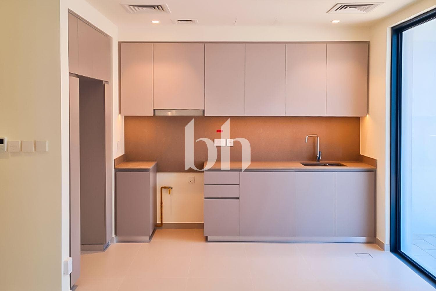 3 Bedroom Townhouse in Greenview - photo 1