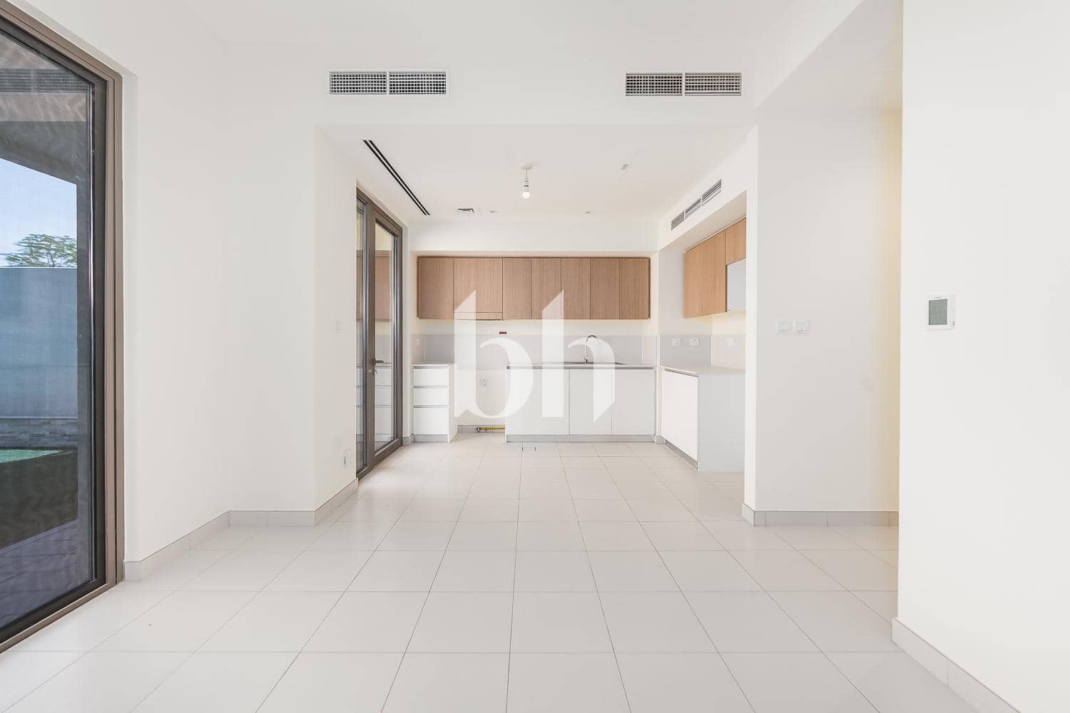 3 Bedroom Townhouse in Parkside 3 - photo 2
