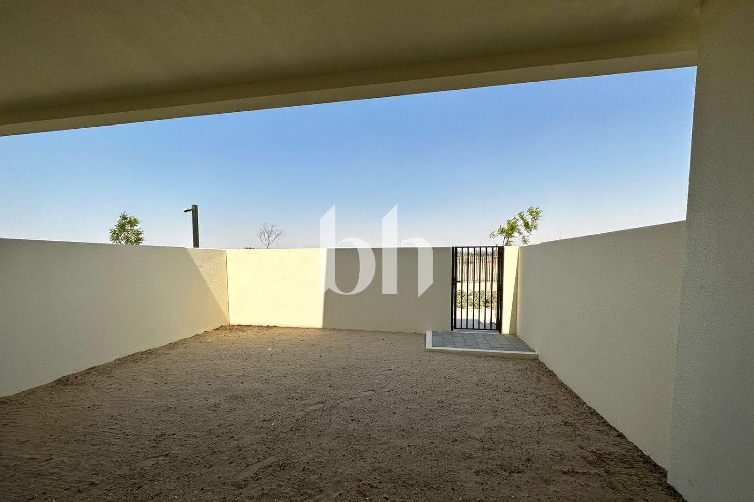 3 Bedroom Townhouse in Parkside 1 - photo 1