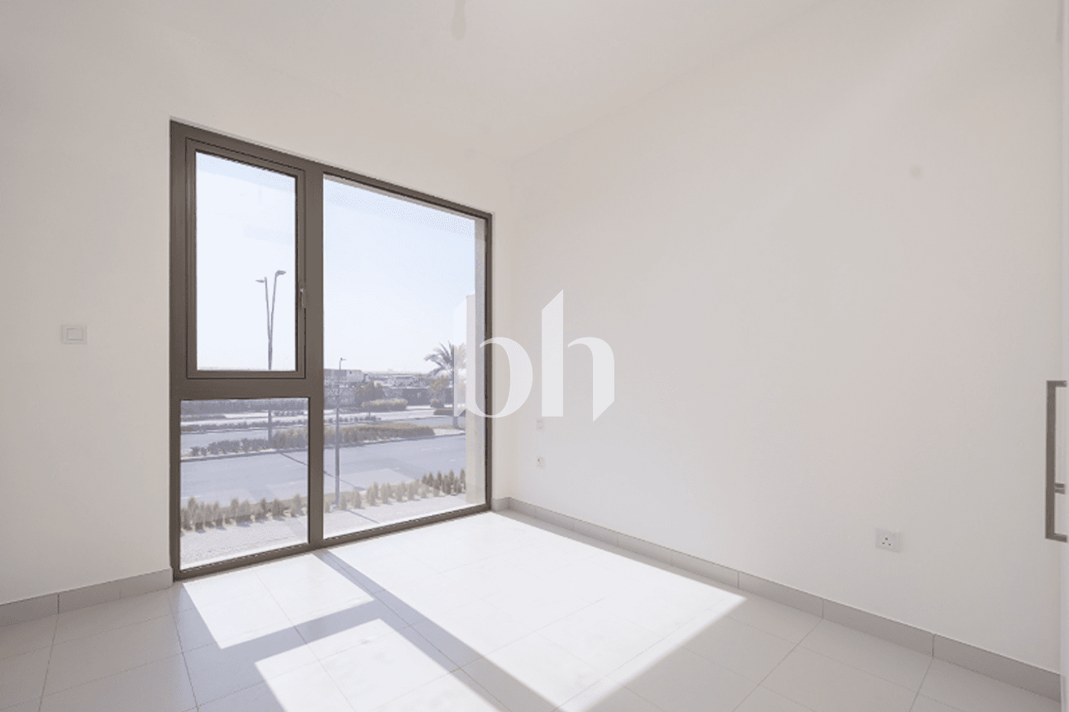 4 Bedroom Townhouse in Parkside 1 - photo 2