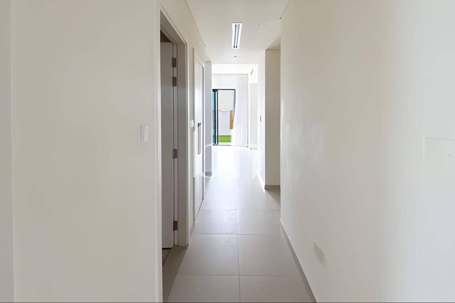 4 Bedroom Townhouse in Greenview - photo 1