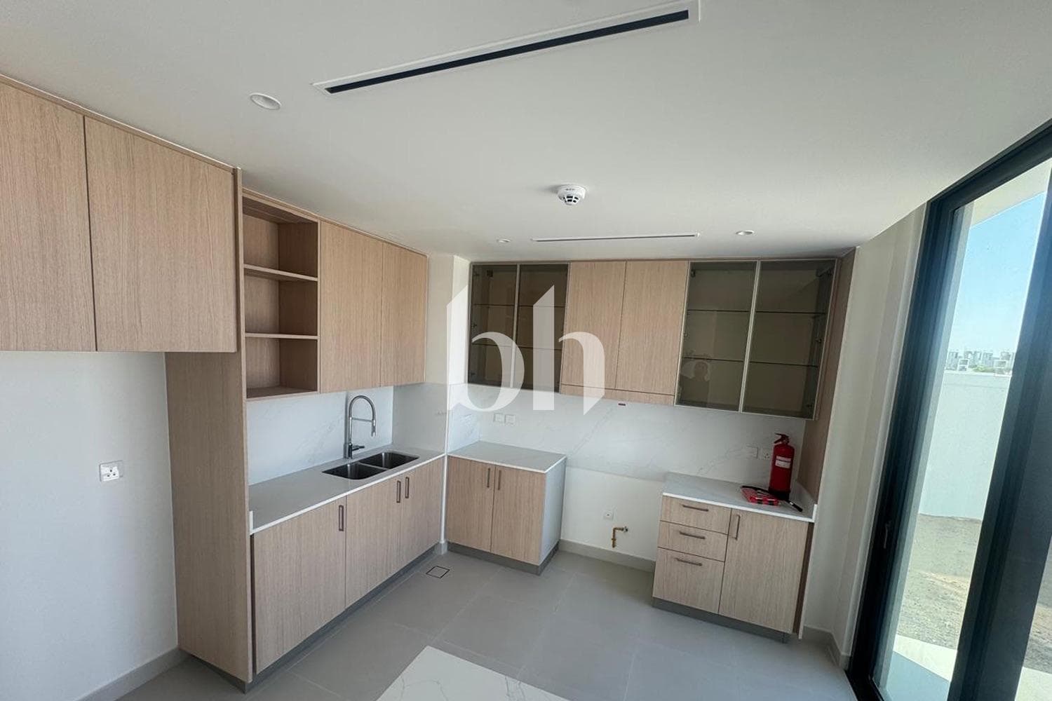 4 Bedrooms Villa in Fairway Villas - photo 2