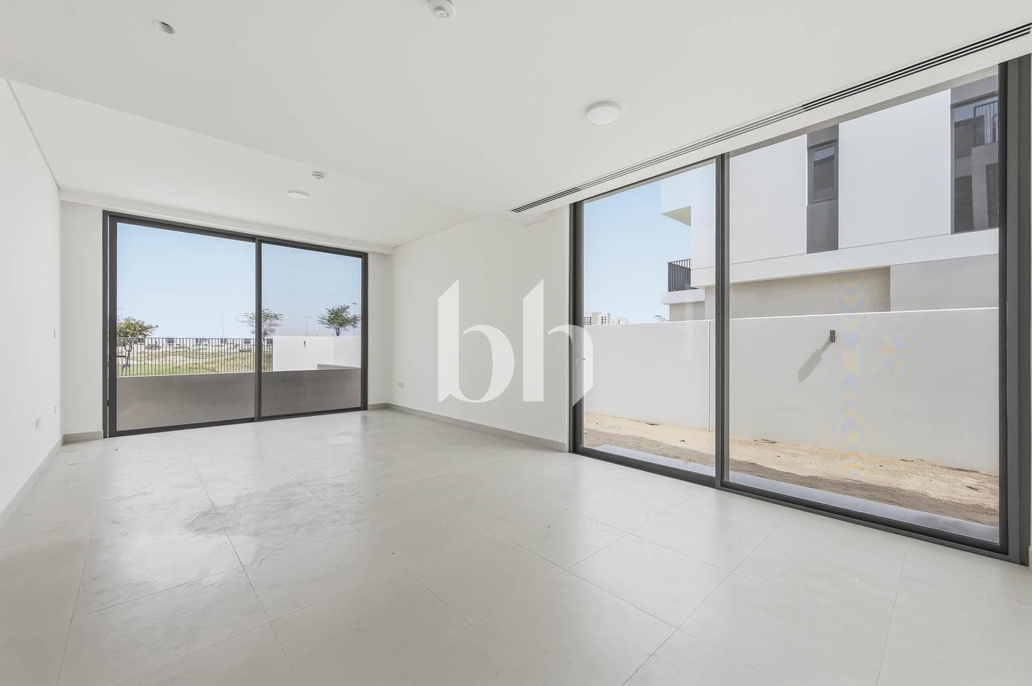 4 Bedroom Villa in Fairway Villas - photo 1