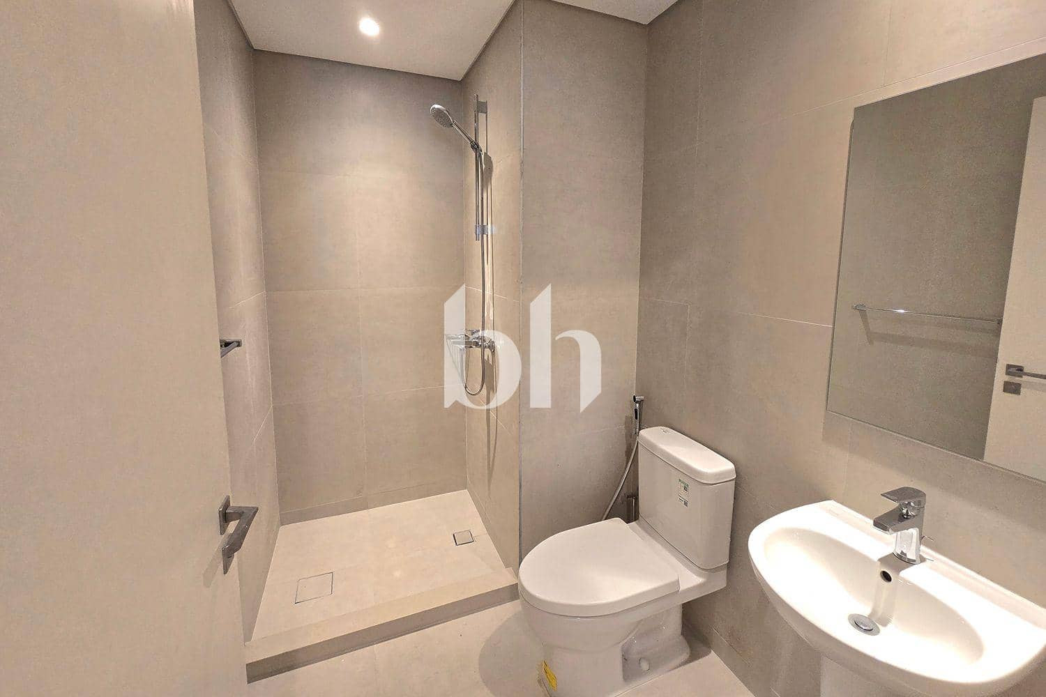 3 Bedroom Townhouse in Jebel Ali Village Phase 3 - photo 2