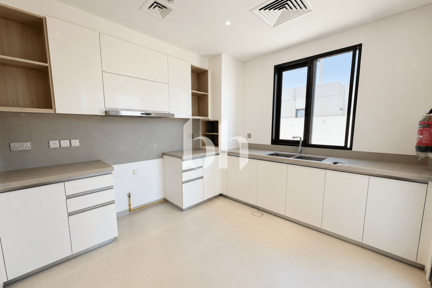 4 Bedroom Villa in Jebel Ali Village Phase 3 - photo 2