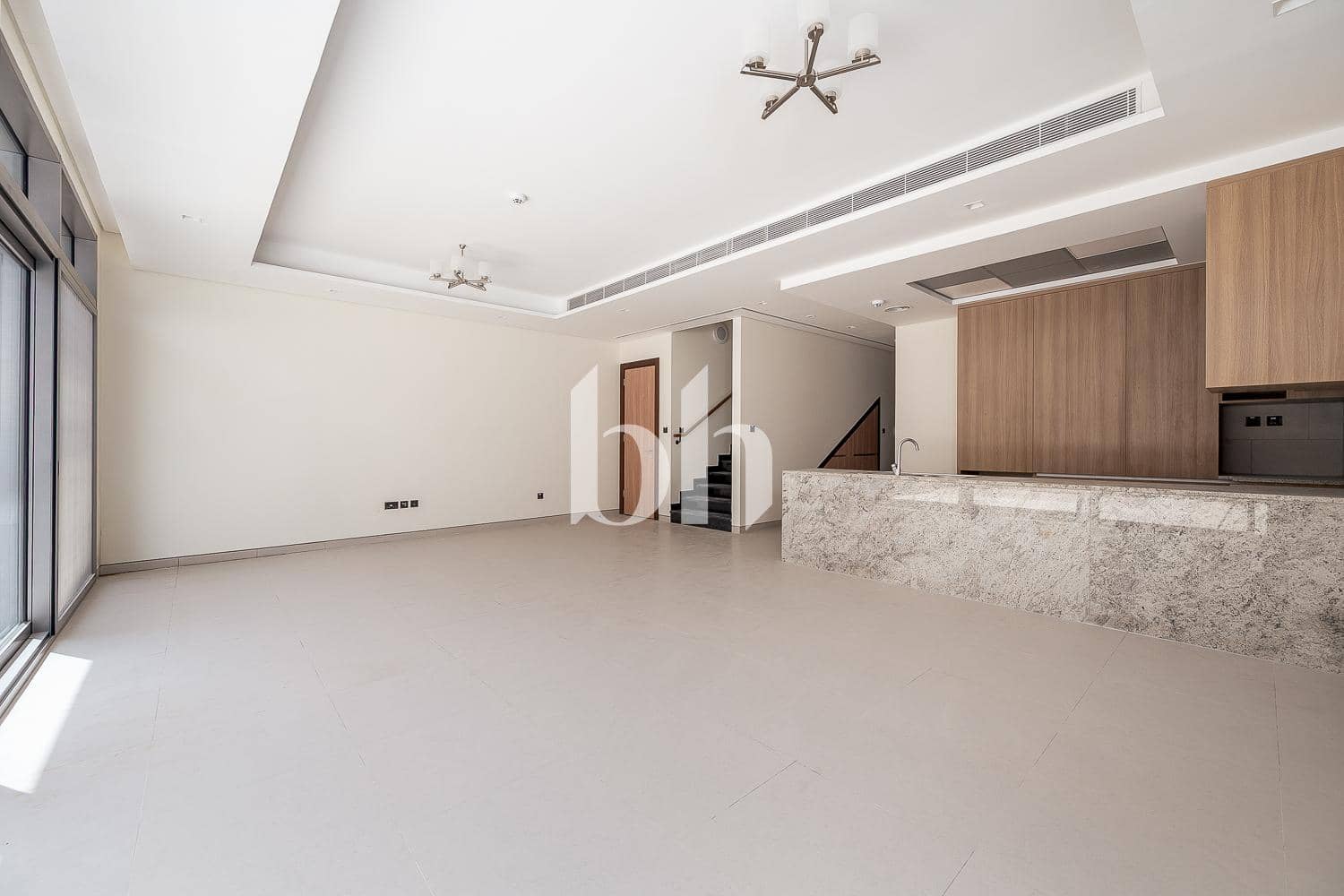 5 Bedroom Villa in 180 Degrees Villas - photo 1